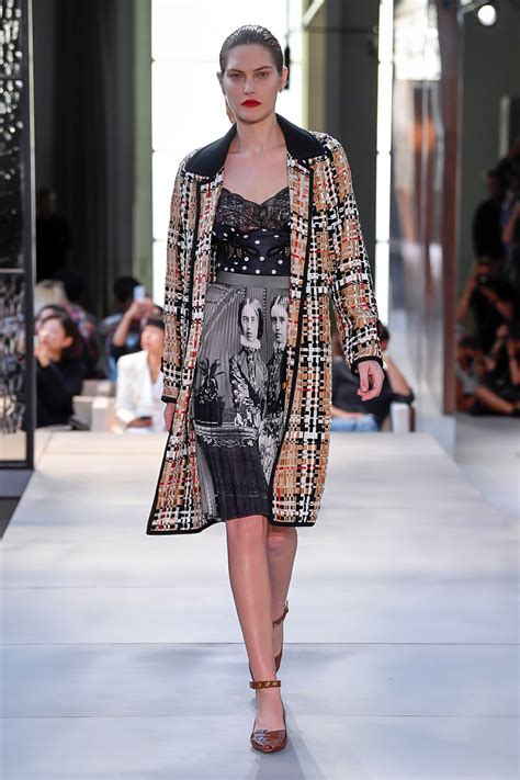 burberry tesi|burberry 134 look runway.